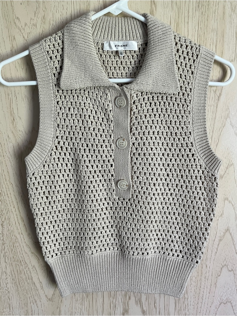 FRAME The Polo Crocheted Cotton Vest Tan Sz XS $378 MSRP - Picture 2 of 8